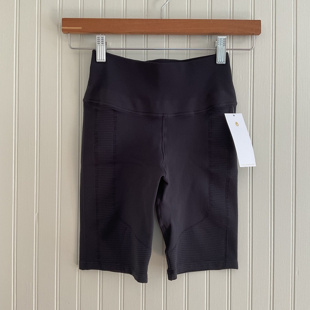 Spiritual Gangster x Soul Cycle Ribbed Seamless Bike Shorts NWT